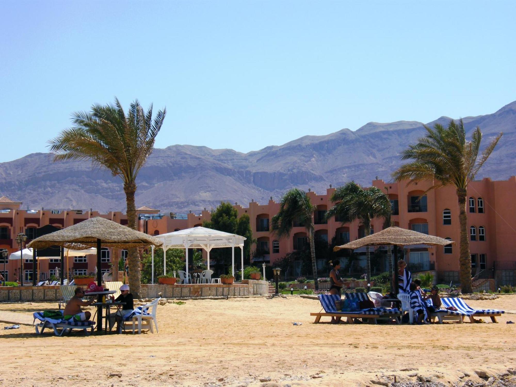 Dome Marina Hotel & Resort Ain Sokhna ไอน์ ซกนา ภายนอก รูปภาพ
