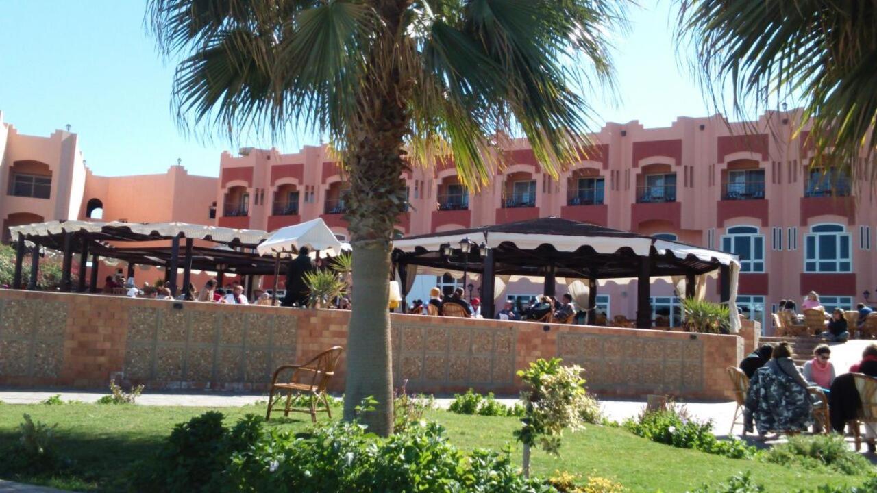 Dome Marina Hotel & Resort Ain Sokhna ไอน์ ซกนา ภายนอก รูปภาพ